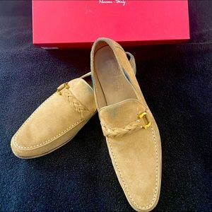 RARE RARE Ferragamo Tan loafers Must grab!🔥